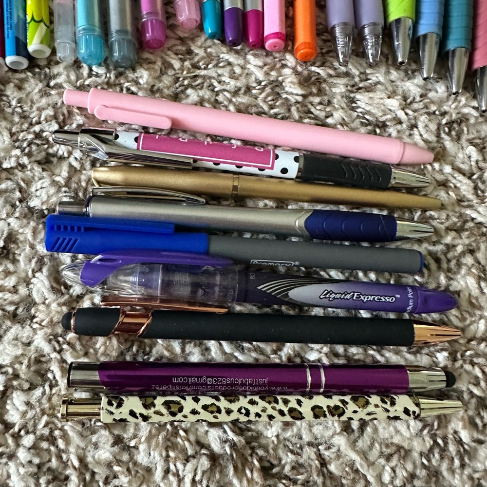 Assorted Ballpoint and Gel Pens